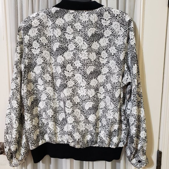 Shell Blouses (two) - Picture 7 of 10